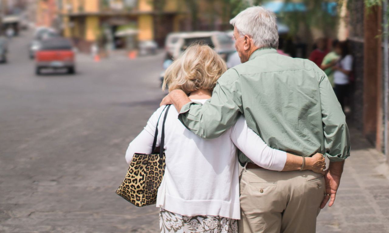 Sexuality and Sensuality in Erothto: What Makes it Irresistible?